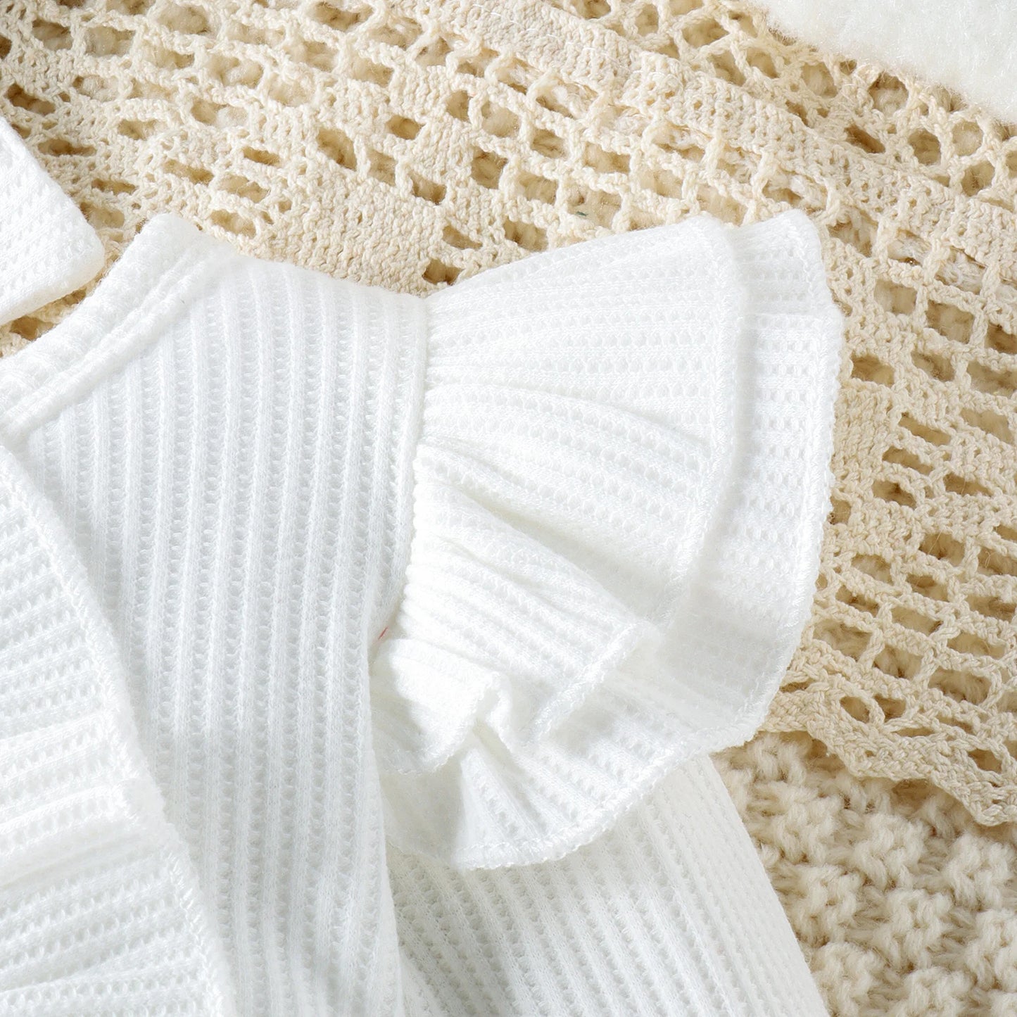 2PCS Autumn New Style 0-1 Year Old Girl Baby Sweet And Cute Solid Color Flying Sleeve Waffle Long-Sleeved Jumpsuit + Hair Band